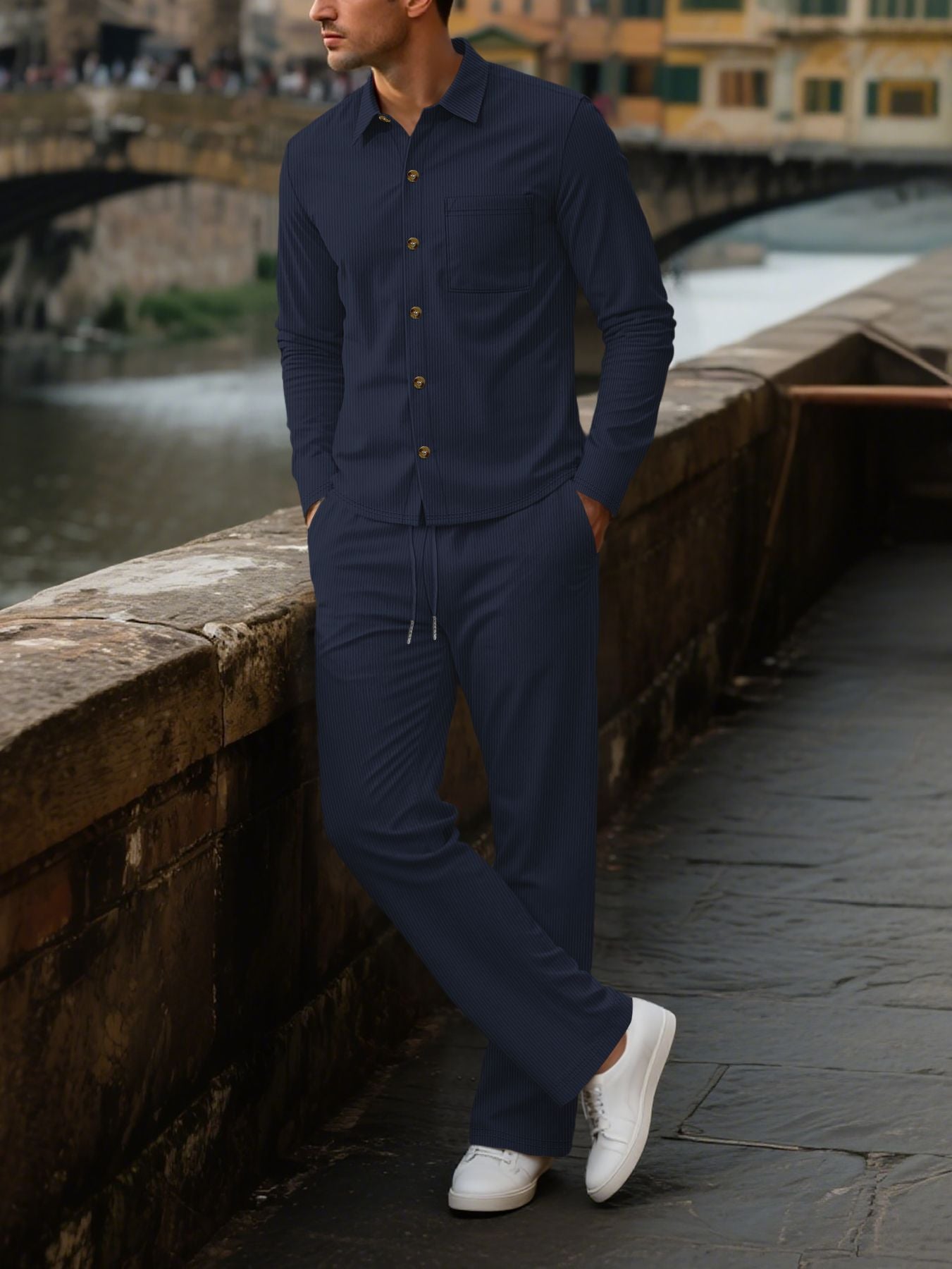 Herren eleganter Freizeitanzug mit strukturierter Oberfläche und praktischen Taschen WW