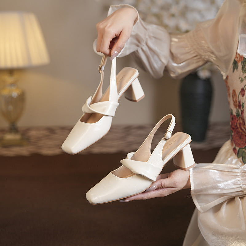 Damen Slingback Block-Absatzschuhe mit dekorativem Twist WW