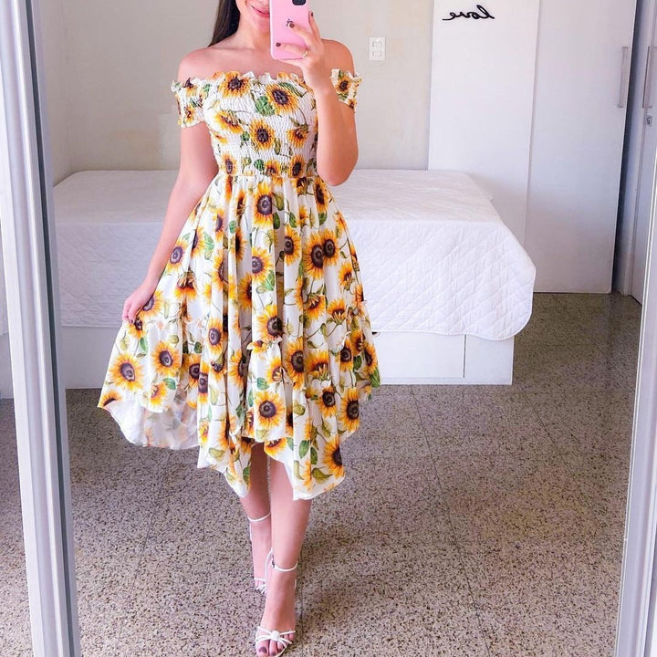 Damen Sommerliches Off-Shoulder Kleid mit farbenfrohem Schmetterlingsmuster und geschmeidigem Faltenwurf W&W Mode