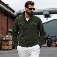 Herren lässige Strickjacke mit praktischen Brusttaschen und modernem Stehkragen WW