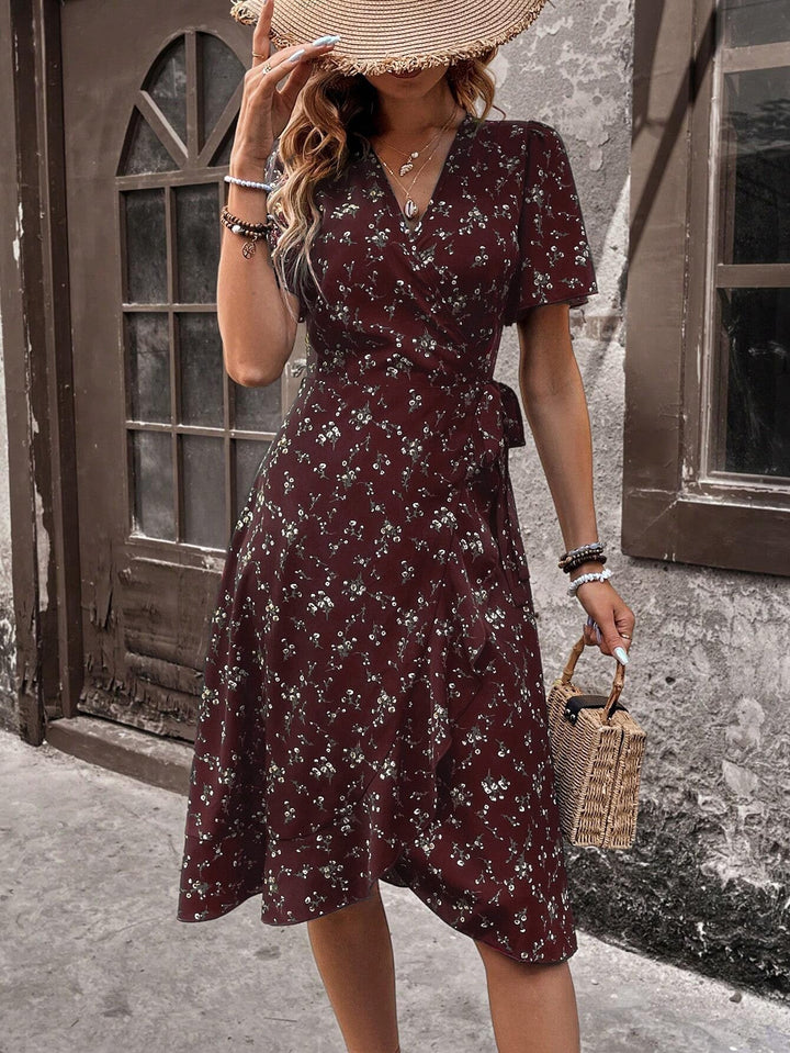 Damen Wickelkleid mit floralem Design W&W Mode