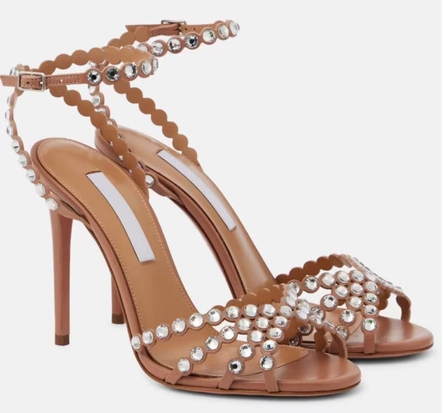 Damen atemberaubende High-Heel Knöchelriemen Sandalen mit dekorativen Perlenakzenten WW