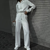 Damen sportlicher Freizeitanzug mit hochgeschlossenem Reißverschluss und weitem Schnitt WW