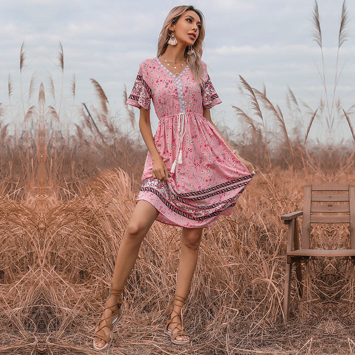 Damen Boho-Style Kleider mit Stickdetails und Taillenzugbund W&W Mode