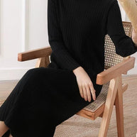 Damen Strickkleid mit feiner Rippstruktur und hohem Kragen WW