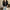 Damen Strickjacke mit floralen Applikationen und V-Ausschnitt WW