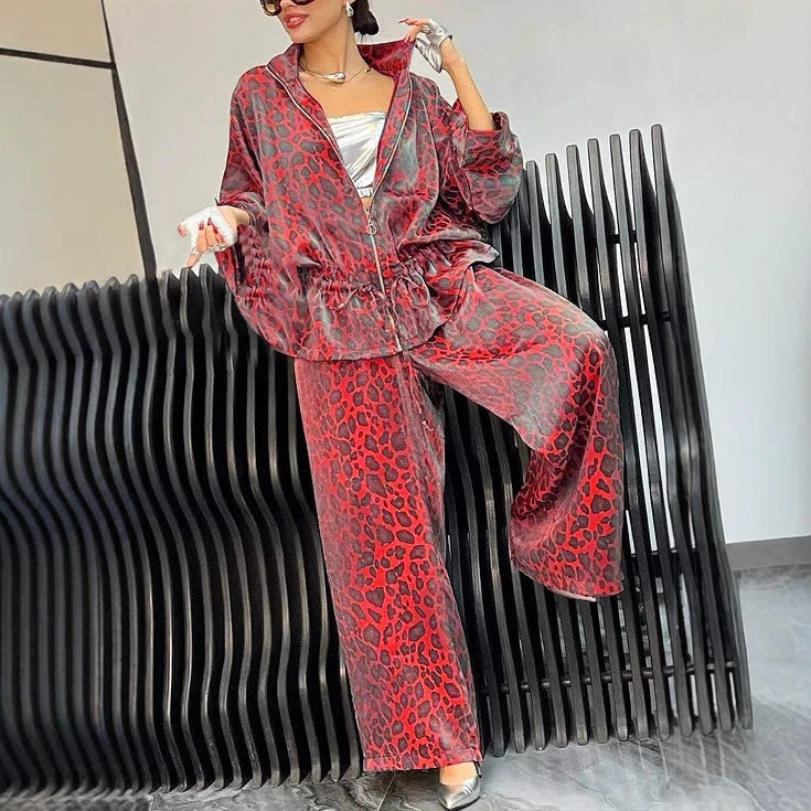 Damen sportlicher Freizeitanzug mit elegantem Leopardenmuster und weiten Hosen WW