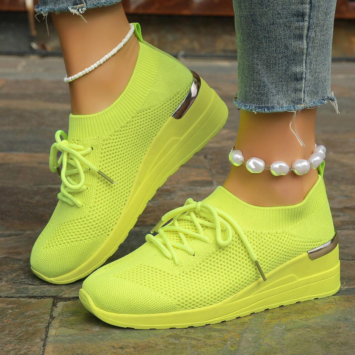 Damen bequeme Sport-Sneaker mit atmungsaktivem Obermaterial und eleganter Plateausohle WW