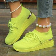 Damen bequeme Sport-Sneaker mit atmungsaktivem Obermaterial und eleganter Plateausohle WW
