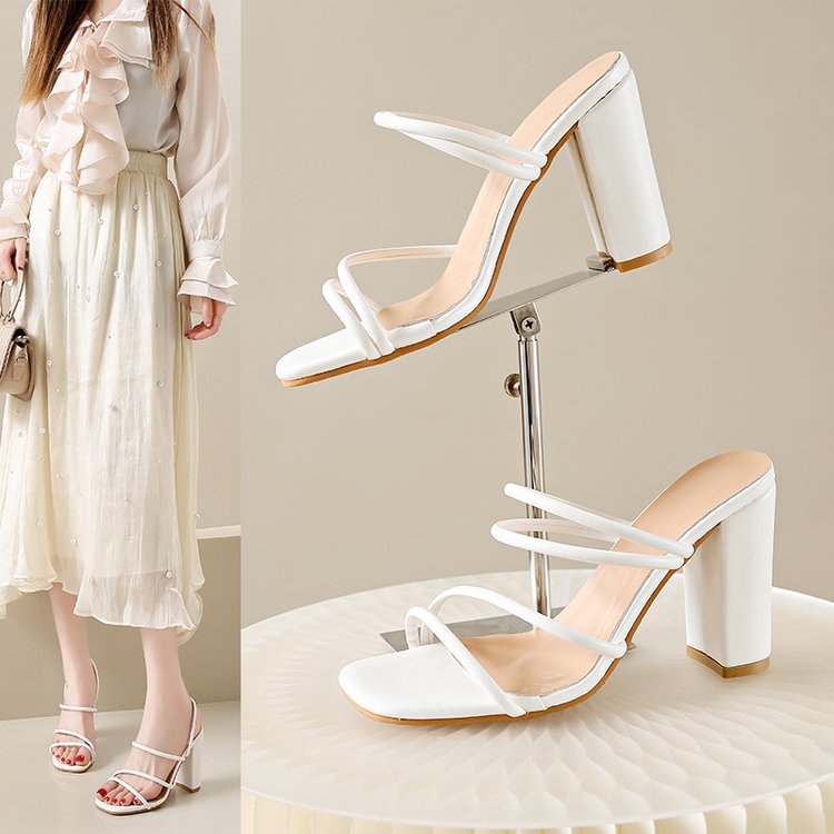 Damen offene High-Heel-Pantoletten mit modischem Riemchen-Design W&W Mode