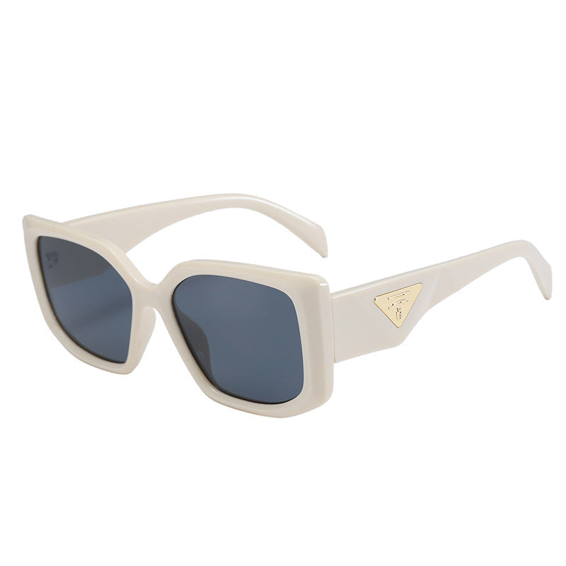 Damen Sonnenbrille im stilvollen Retro-Design W&W Mode