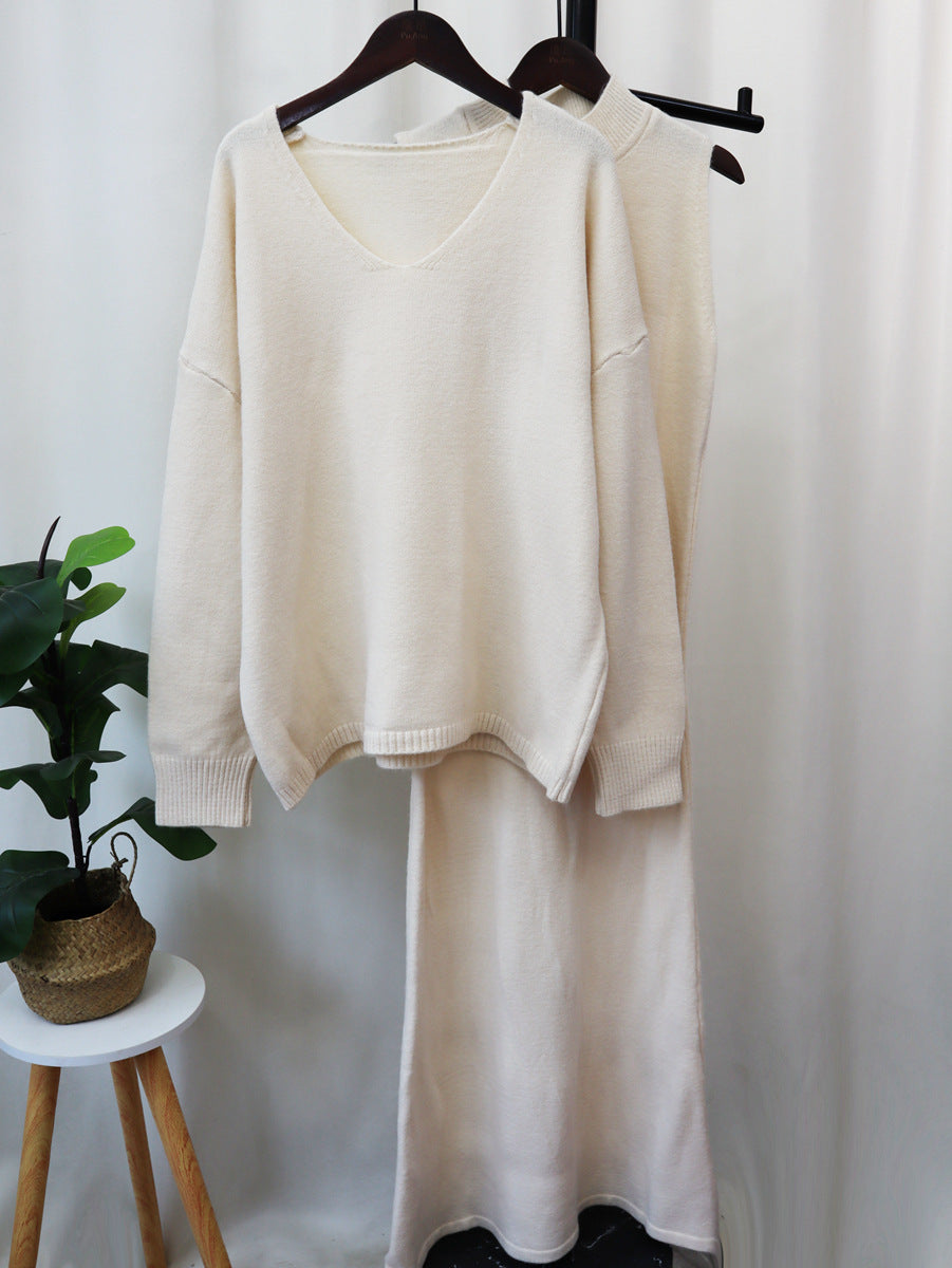 Damen Strickensemble mit weitem Schnitt und V-Ausschnitt WW