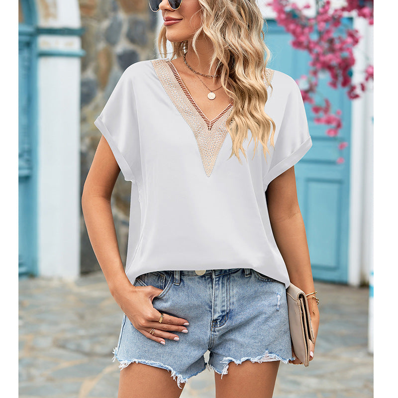 Damen Bluse mit tiefem V-Ausschnitt und Häkelakzenten WW
