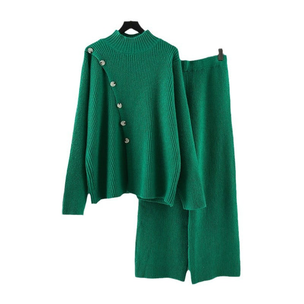 Damen Strickensemble mit hohem Kragen und eleganten Knopfdetails WW