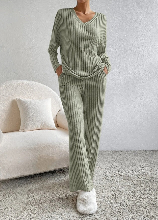Damen bequemer Strickanzug aus hochwertigem Baumwollmix mit modernem Rippenmuster WW