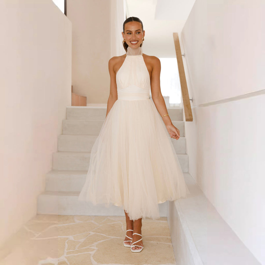 Damen elegantes Hochzeitskleid mit fließendem Tüllrock und neckholder Design WW