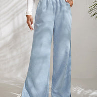 WW mit hoher Taille und Cordstoff