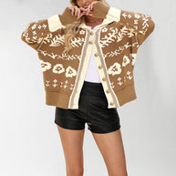 Damen Strickjacke mit floralen Muster und lässigem Schnitt WW