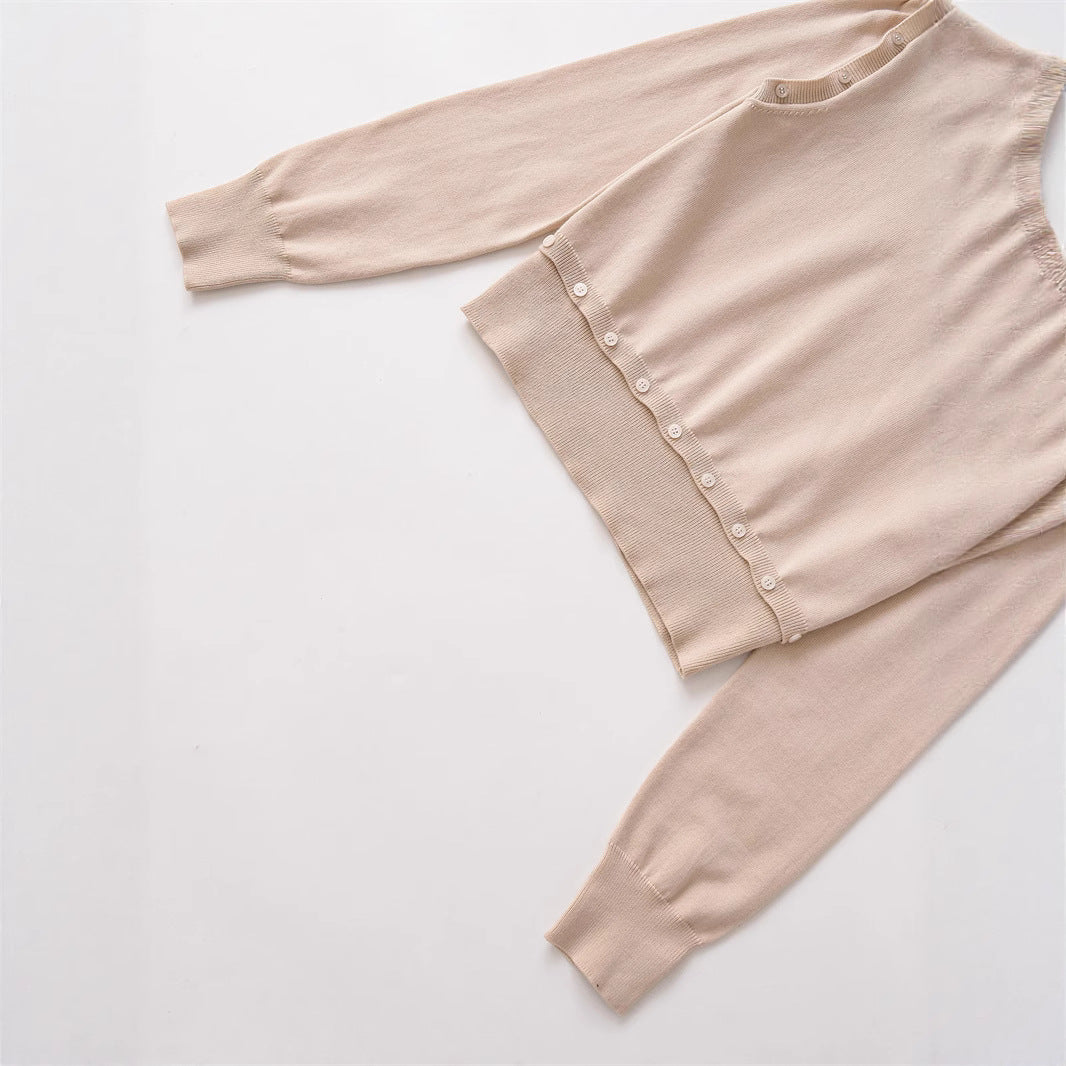 Damen Strickpullover mit V-Ausschnitt und dekorativen Knöpfen WW