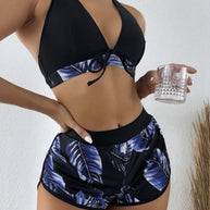 Damen Bikini-Set mit raffiniertem Wickeloberteil und bequemen Shorts WW