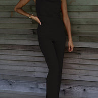 Damen Stylish Jumpsuit mit asymmetrischem Schnitt und eleganten Details WW