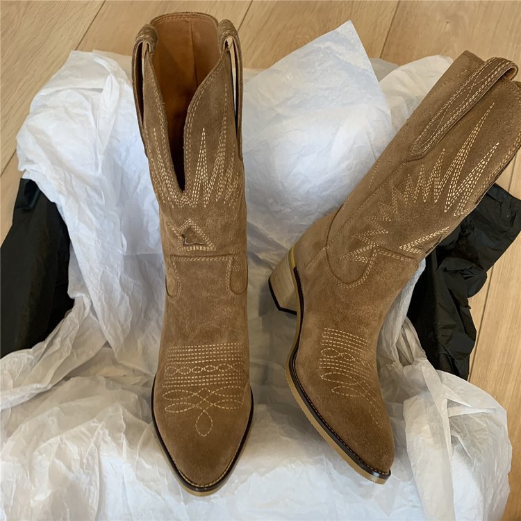 Damen Cowboystiefel aus weichem Wildleder mit kunstvollen Stickereien WW