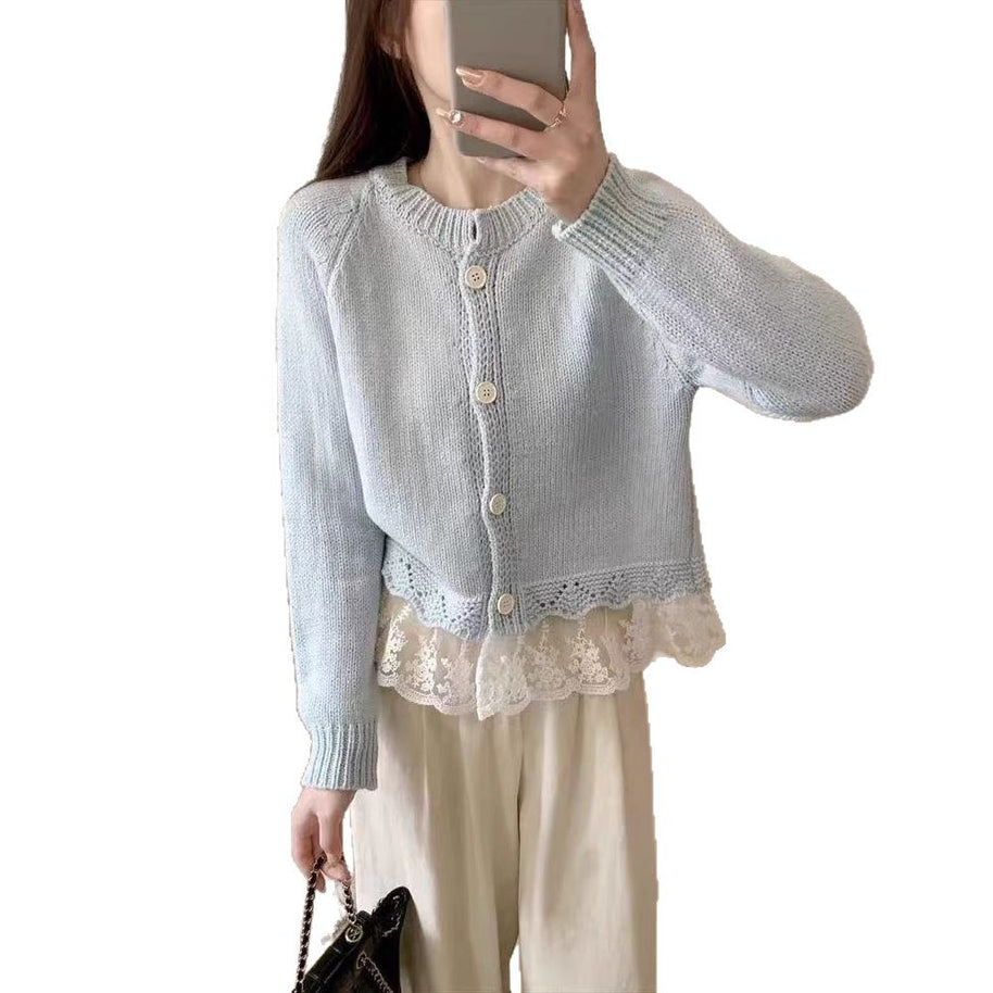 Damen Strickjacke mit dekorativer Spitzenunterlage und Knopfdetails WW