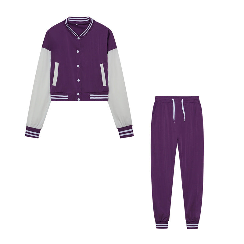 Damen Sportliches Set mit cropped Jacke und Jogginghose im modernen Look WW