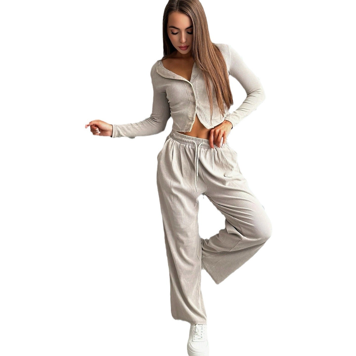 Damen Sportliches Freizeit-Set mit cropped Jacke und weiter Hose WW