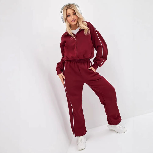 Damen sportliches Freizeit-Set mit hochgeschlossener Jacke und weit geschnittenen Hosen WW