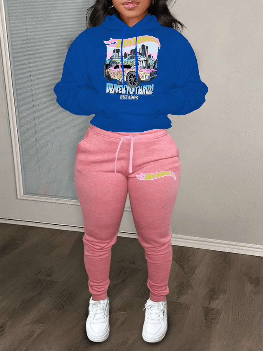 Damen bequemer Kapuzenpullover und Jogginghose Set mit auffälligem Auto-Motiv WW