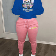 Damen bequemer Kapuzenpullover und Jogginghose Set mit auffälligem Auto-Motiv WW