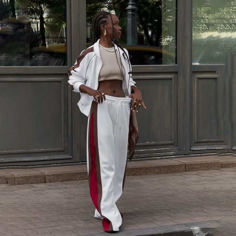 Damen Sportliche Kapuzenjacke mit modernem Schnitt und Kontrastdetails WW