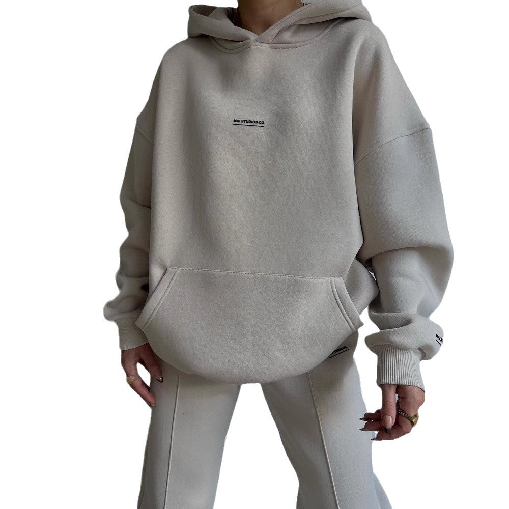 Damen Bequemer Oversized Hoodie mit Kängurutasche und modernem Schriftzug WW