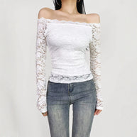 Damen Spitzenoberteil mit schickem Off-Shoulder-Ausschnitt WW
