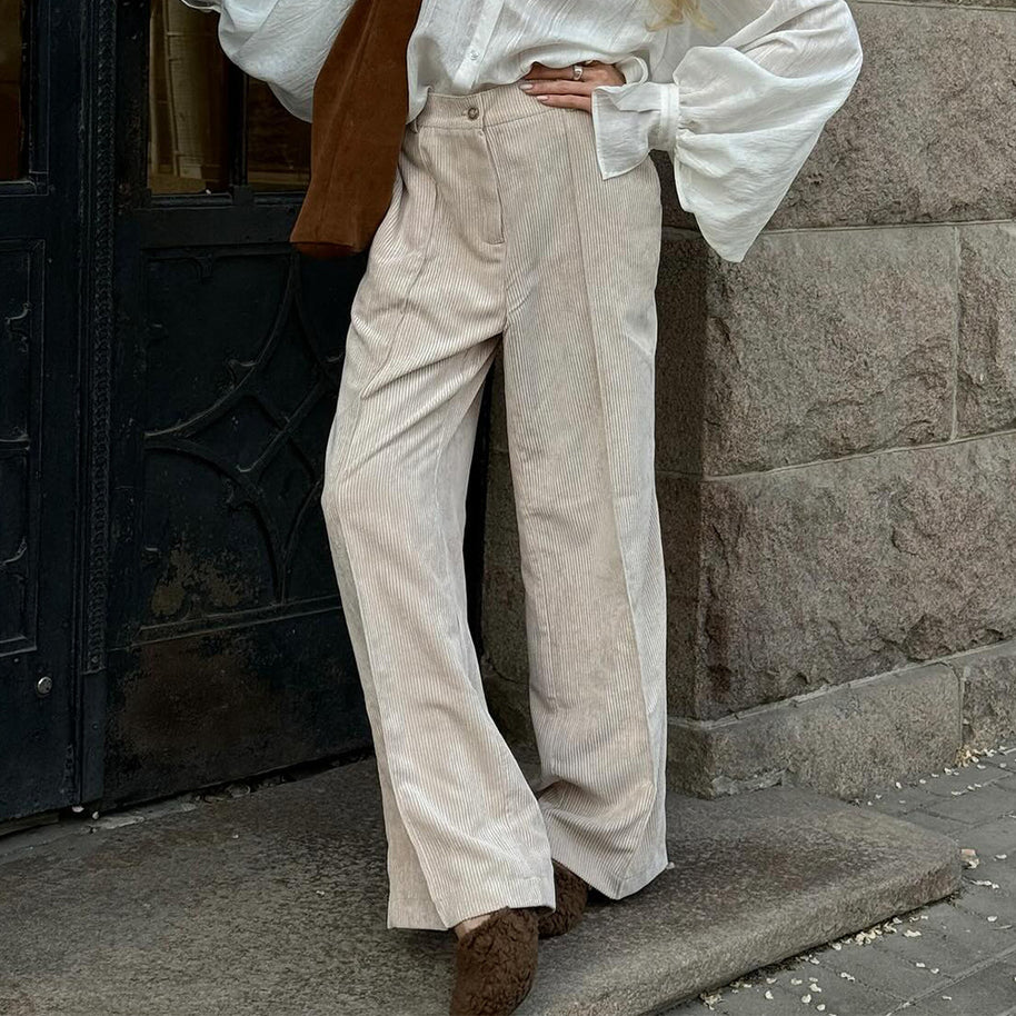 Damen weite Cordhose mit elegantem Schnitt und hohem Bund WW