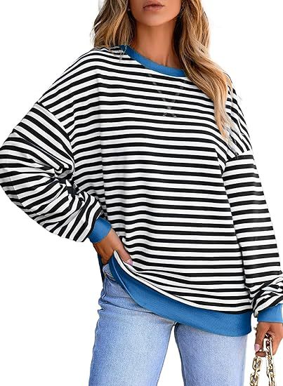 Damen gestreifter Sweatshirt mit modernem Schnitt und Kontrastdetails W&W Mode