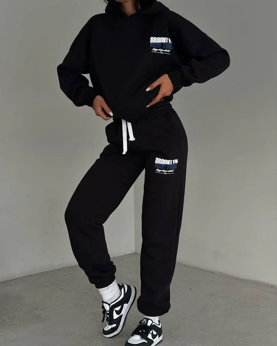 Damen lässiger Fleece-Hoodie und Jogginghose Set mit praktischem Kordelzug und hochwertiger Baumwollmischung WW