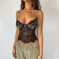 Damen Spitzen-Bustier mit verstellbaren Trägern und romantischen Details WW
