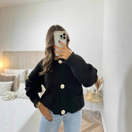 Damen Strickjacke mit dekorativen Knöpfen und praktischen Taschen WW