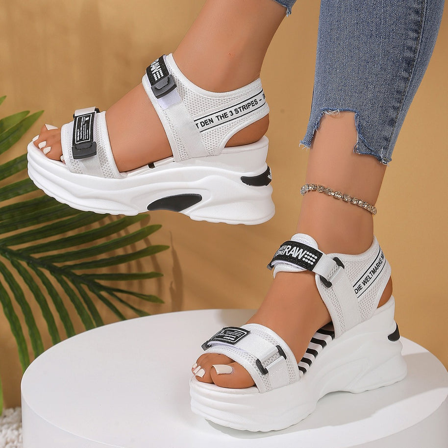 Damen Sportliche Sandalen mit innovativer Dämpfung und verstellbaren Riemen WW