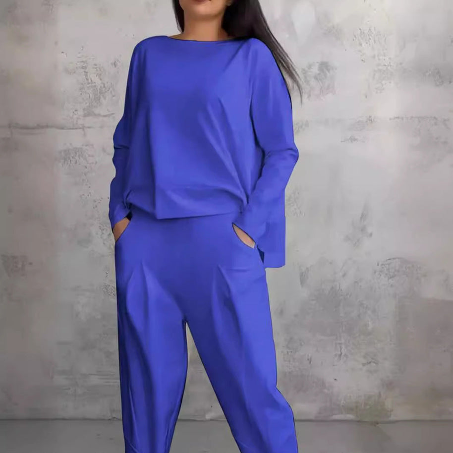 WW | Einfarbiges Slim-Fit Hosenanzug mit Rundhalsausschnitt