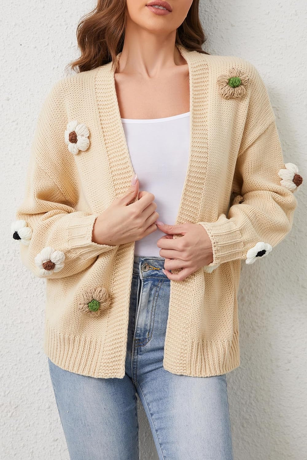 Damen Strickjacke mit Blumenapplikationen WW