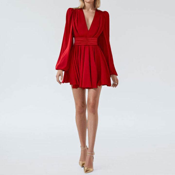 Damen Minikleid mit tiefem V-Ausschnitt und volumetrischen Ärmeln W&W Mode