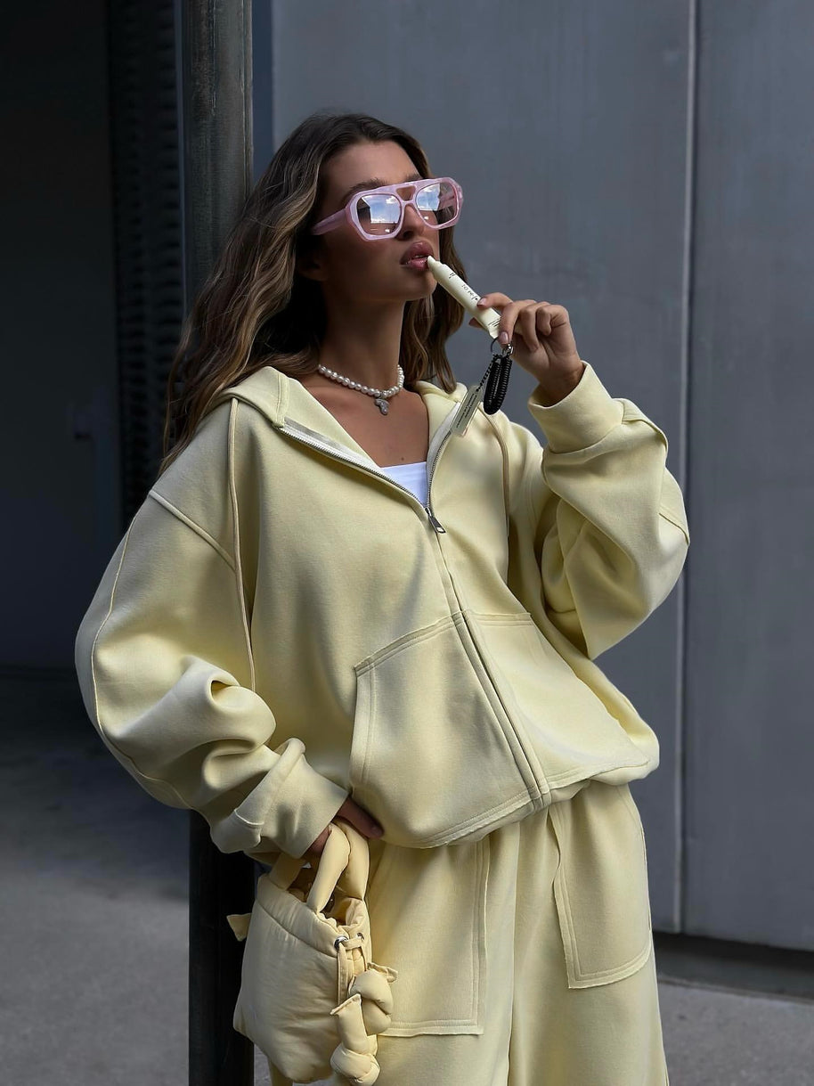 Damen bequeme und lässige Kapuzenjacke mit weitem Schnitt und passenden Jogginghosen WW