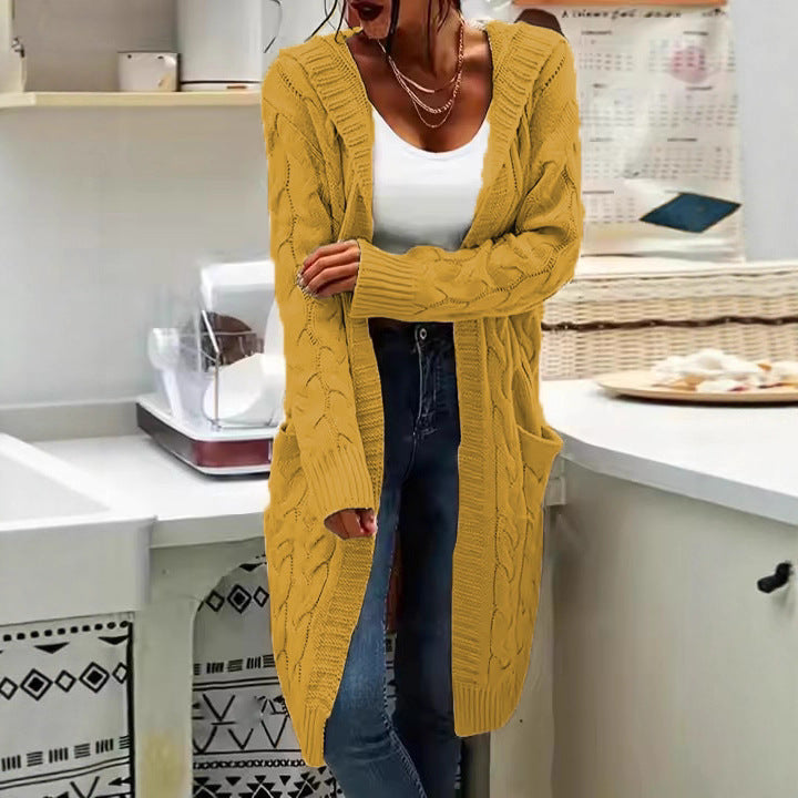 Damen Strickjacke im lässigen Langschnitt mit Zopfmuster und praktischen Taschen WW