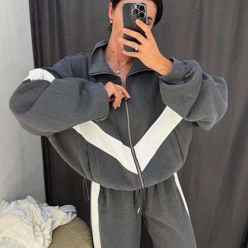 Damen Sportanzug mit kontrastierenden Einsätzen WW