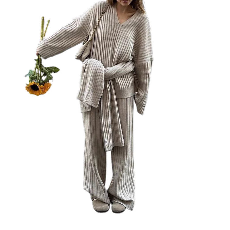 Damen Strickanzug mit lässigem und modernem Schnitt WW