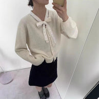 Damen Strickjacke mit dekorativen Spitzen-Details WW