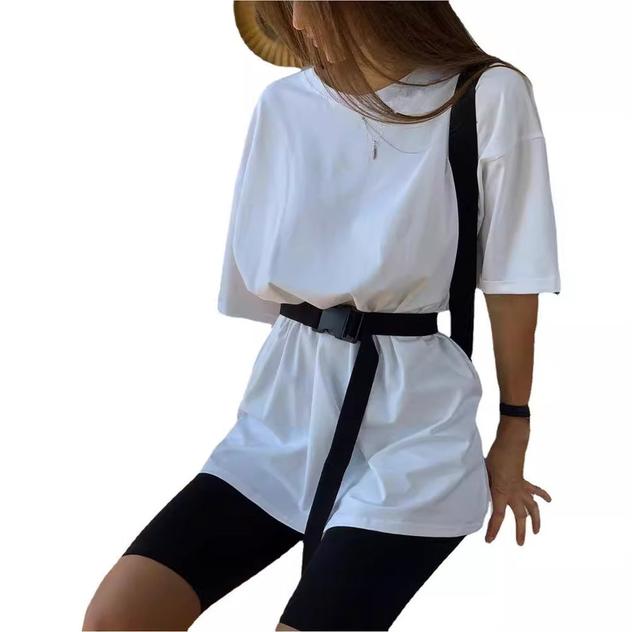 Damen sportliches Zweiteiliges Set mit T-Shirt und Shorts WW